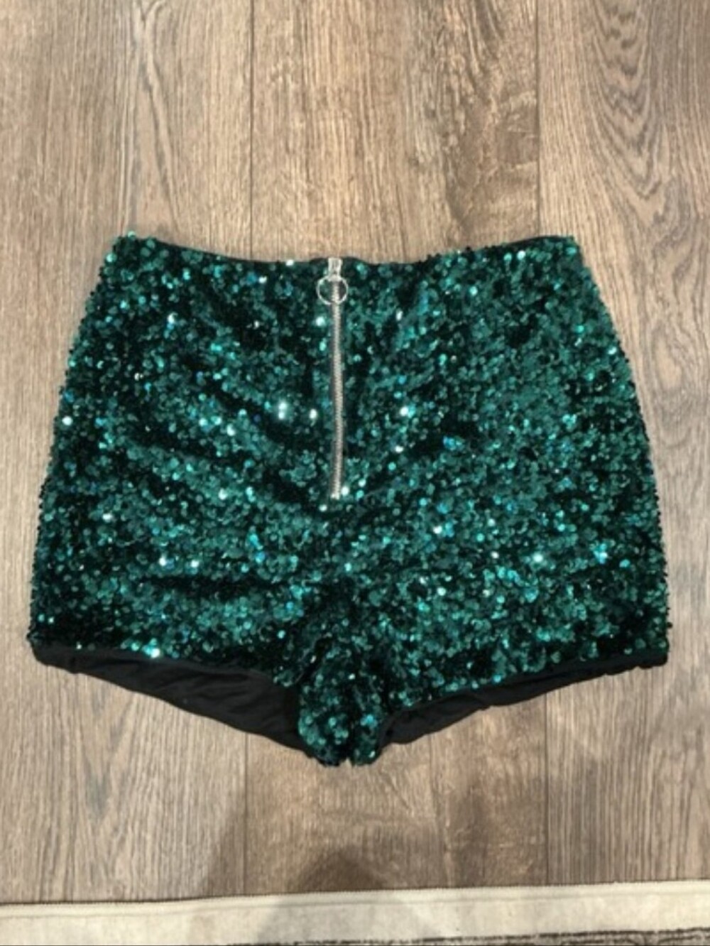 Anthropologie Maeve Green Sequin Shorts Party Holiday Size 12 Large
